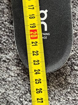 On Running, model Cloudmonster, velikost 37,5 šedé - 14