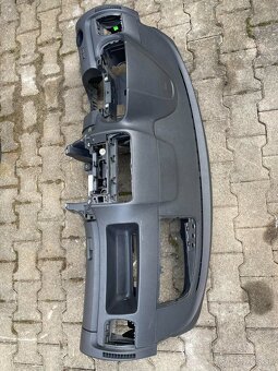 Predám náhradné diely a motor pre Škoda Fabia 2 - 1.4 16V - 14