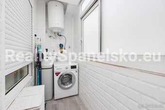 Podkrovní apartmán 4+1|90 m² |2 koupelny |Balkon s výhledem - 14
