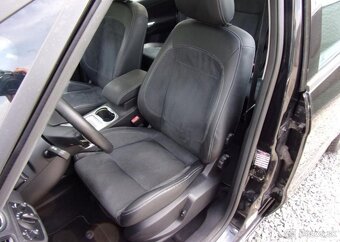Ford S-MAX 2.0TDCi 103kW TOP KM 127 000KM nafta manuál - 14