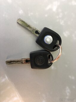 VOLKSWAGEN PASSAT 1.9 TDi - 14