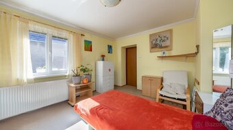 Na predaj dvojgeneračný rodinný dom v obci Viničné - 14