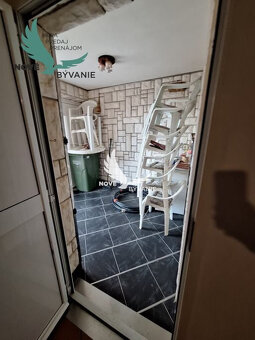Na predaj dom v druhej rade od mora s výhľadom na more, len  - 14