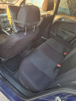 Vymením opel astra H - 14