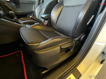 Škoda Octavia RS 2.0TDI/135kW 1.Maj. DSG r.v.2016 - 14