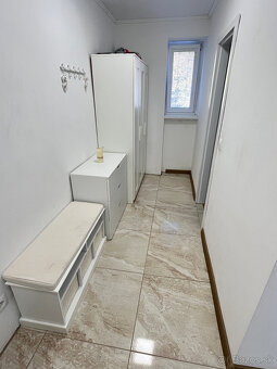 Krásny 2 izbový byt s lodžiou v Trenčíne - Dlhé Hony - 14