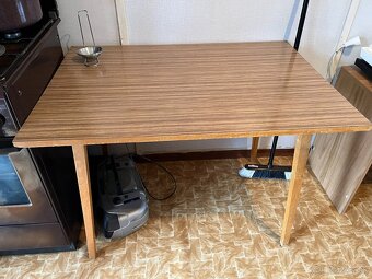 Stoličky - Skrine - Postele - Stoly - 14