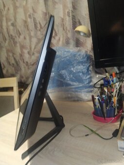 All in one Lenovo 24“ FHD. AMD 4C+8G. SSD 512GB + 1TB. 16GB. - 14