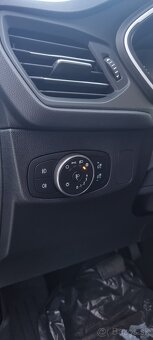 Ford Focus 1.0 EcoBoost Automat - 14
