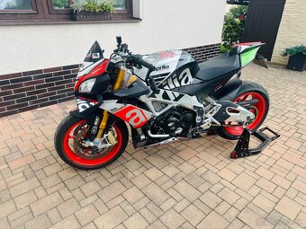 Aprilia Tuono V4 1100 Factory 2016 - 14