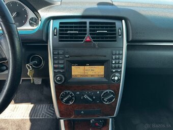 Mercedes-Benz B180 - 14