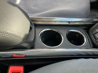 Predám OPEL ZAFIRA Tourer 7miest, 1.4Turbo, automat - 14