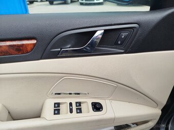 Škoda Superb Combi 2,0 TSI Elegance DSG r.v.2011. - 14