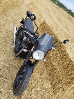 Triumph street twin 900 - 14