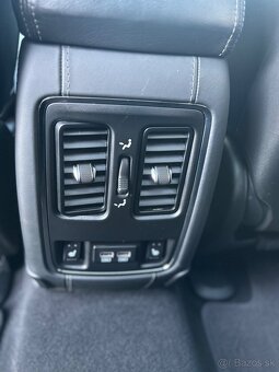 Jeep Grand Cherokee 6.4 Hemi SRT 1.Majiteľ - 14