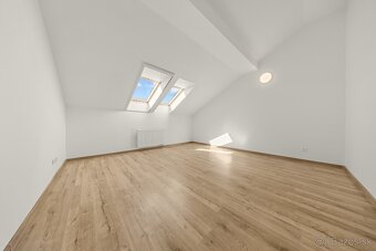 5-IZB.RODINNÝ DOM NA PRENÁJOM, 145M², ZÁHRADA - 14