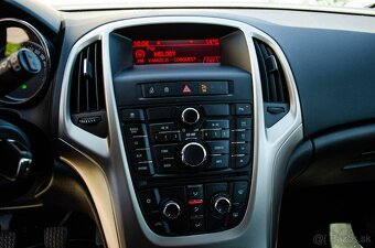 Opel Astra 1.4 ecoFLEX Cosmo - 14