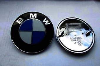 Znak / logo kapoty - na kufor - 14