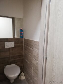 1 izbový byt v priamom centre Zvolena - 14