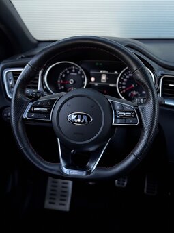 Kia Ceed 1.6 T-GDi GT-line 150 kW - 14