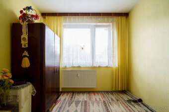 ►RETRO 4.iz.byt, čiast.rekonštr.Garáž.Výhlad na hory Žarnovi - 14