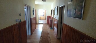 Rodinný dom zrekonštruovaný v obci Skýcov - 14