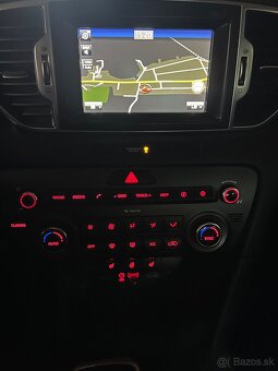 KIA Sportage 2.0 - 14