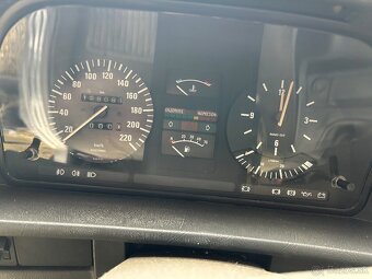 Bmw e28 520i - 14