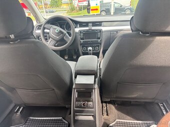 Škoda Superb 2.0 TDi 103kW 2012 268500km - 14