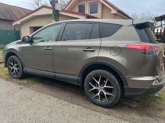 Toyota RAV4 - 14