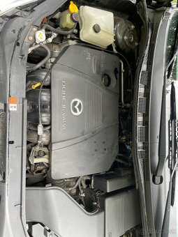 Mazda 5 2.0 benzín - 14