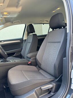 VOLKSWAGEN PASSAT VARIANT, 2,0TDI, MANUÁL, 11/2018 - 14