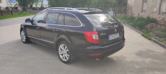 Superb 2.0 TDI 4x4 125 kw - 14