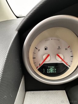 Dodge caliber - 14