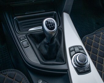 BMW Rad 3 Touring 318D 100kW 2014 - 14