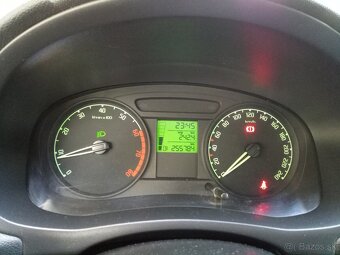 Predám Škodu Fabiu 1,4  63kW, 2009 - 14