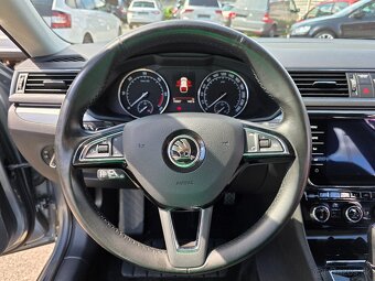 ŠKODA SUPERB COMBI 2.0 CRTDI 140 KW DSG 4X4 STYLE r.v 2018 - 14