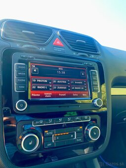 Volkswagen Scirocco R 2.0 TSI DSG - 14