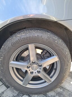 Volvo V70 D5 12/2008  výkon 136KW - 14