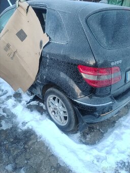 Mercedes Benz A B rozpredám na diely - 14