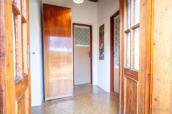 Na predaj autentická chalúpka 15km od Banskej Štiavnice - 14