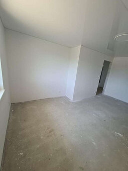 Novostavba v obci ,, Badín (prebieha kolaudácia) Badín - 14