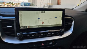 Kia Ceed SW 1.5 T-GDi Gold - 14