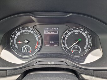 ŠKODA KAROQ 1.6 TDI DSG Ambition - 14