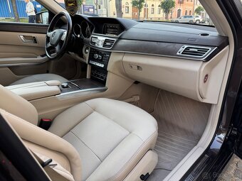Mercedes-Benz E Trieda 350Cdi 190kw 4 matic SK auto - 14