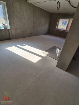 Na predaj: Priestranný dvojgeneračný dom v podhorskej obci J - 14