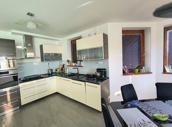 Krásny dom v kúpeľnom meste - 14