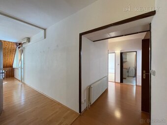 4 izbový byt, 125 m2 + 25 m2 slnečná terasa, garáž, Trenčín, - 14