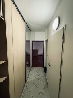 Prenajmem 2izbový byt v centre mesta Poprad - 14