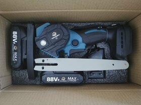 Kvalitná AKU Reťazová Píla + 2 baterky veľkosti 4", 6", 8 - 14